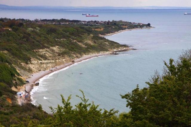 فندق "Trinity" At Whitecliff Bay Isle Of Wight- Yarborough View 4 بيمبريدج المظهر الخارجي الصورة