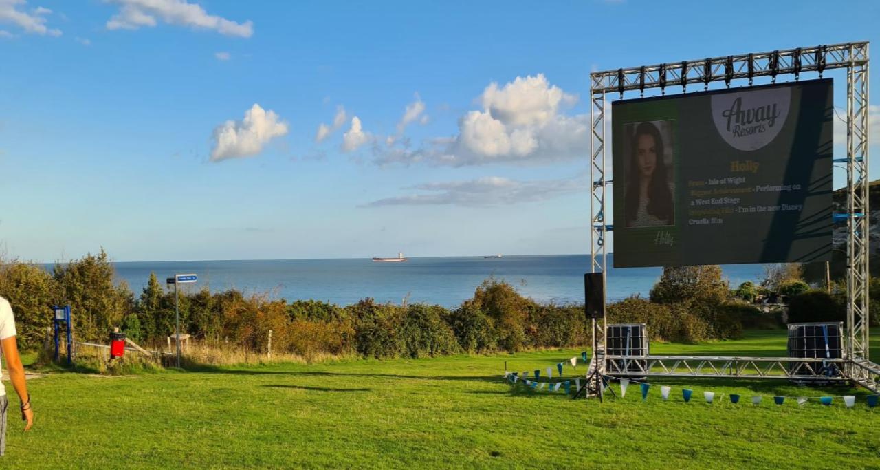 فندق "Trinity" At Whitecliff Bay Isle Of Wight- Yarborough View 4 بيمبريدج المظهر الخارجي الصورة