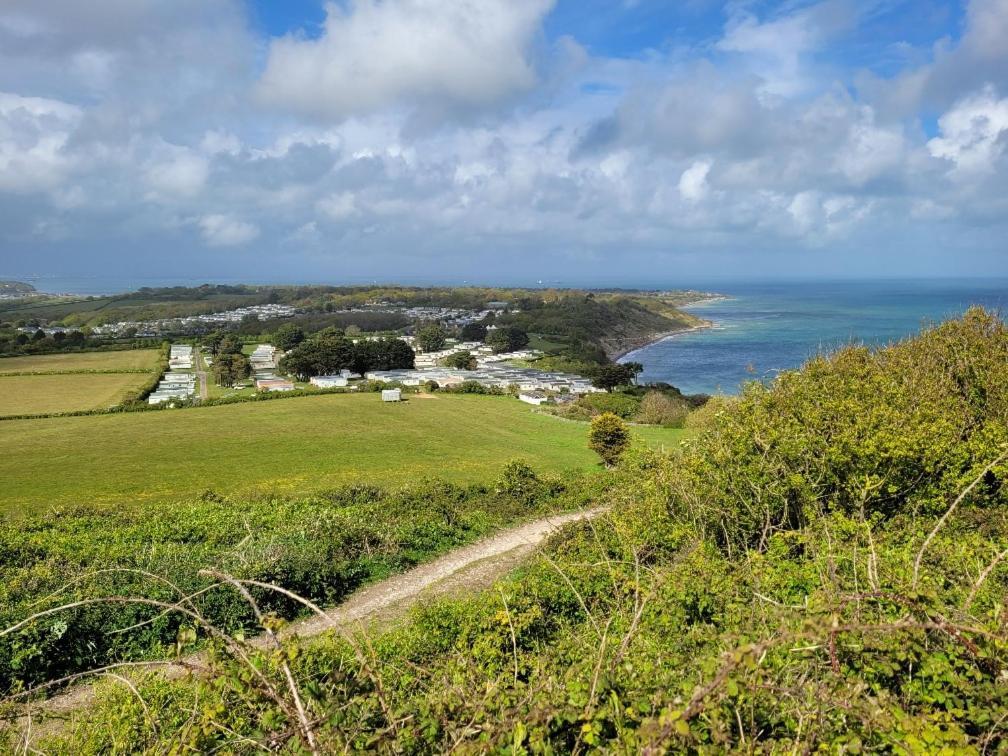 فندق "Trinity" At Whitecliff Bay Isle Of Wight- Yarborough View 4 بيمبريدج المظهر الخارجي الصورة