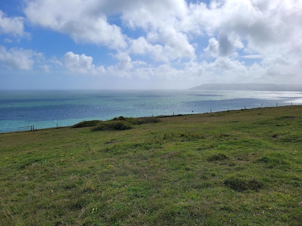 فندق "Trinity" At Whitecliff Bay Isle Of Wight- Yarborough View 4 بيمبريدج المظهر الخارجي الصورة